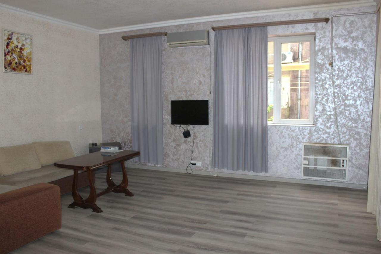 Holiday Home On Aygestan 11 Jerevan Rom bilde